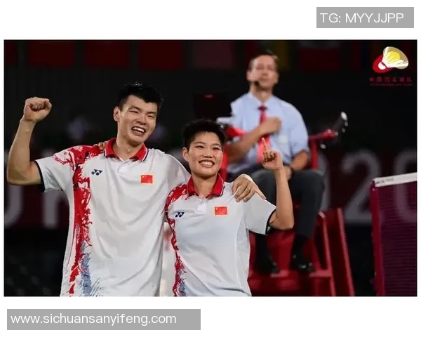 赛后复盘分析重庆羽毛球队与西安羽毛球队的速度对抗与战术较量